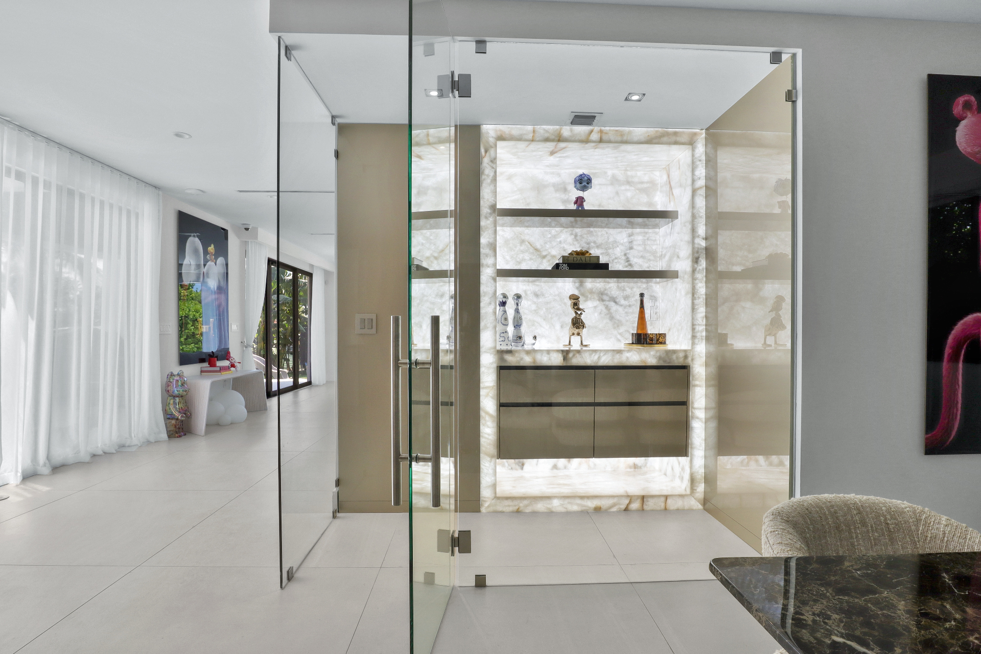 Onyx Dry Bar — Miami
