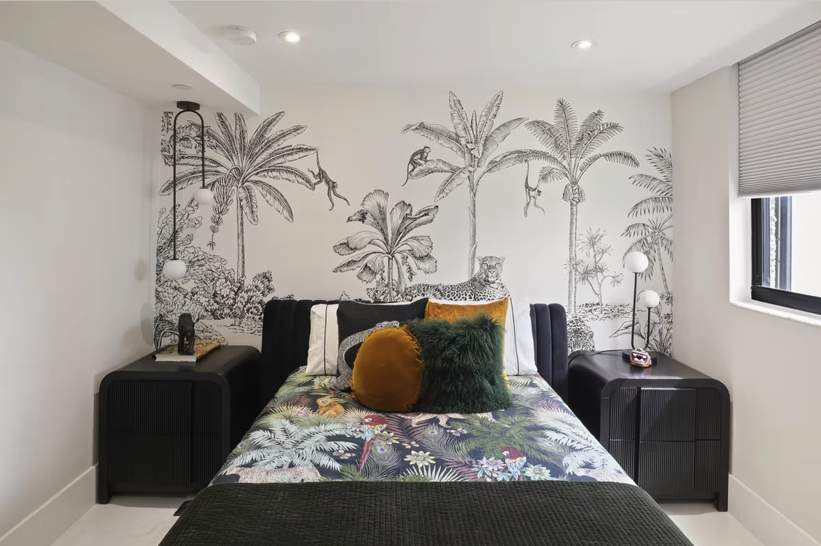 Tropical Guest Bedroom — Brickell